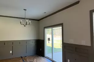 105 Lynn Ln, Selma, NC 27576 - Photo 6