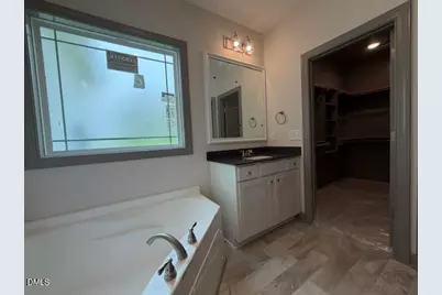 105 Lynn Lane, Selma, NC 27576 - Photo 14