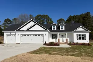 105 Lynn Ln, Selma, NC 27576 - Photo 1
