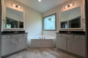105 Lynn Ln, Selma, NC 27576 - Photo 12