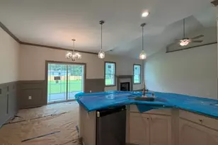 105 Lynn Ln, Selma, NC 27576 - Photo 8