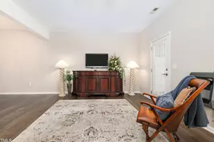 11 Suncrest Ct, Durham, NC 27703 - Photo 18