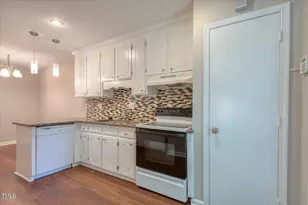 225 Twin Oaks Pl, Cary, NC 27511 - Photo 18