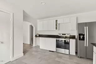 1208 Red Hill Church Rd, Dunn, NC 28334 - Photo 6