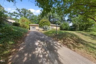 825 Woodburn Rd, Raleigh, NC 27605 - Photo 8