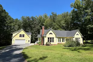 1208 Goodwin Rd, Apex, NC 27523 - Photo 2