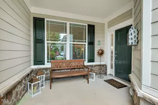 127 Willow View Ln, Apex, NC 27539 - Photo 2