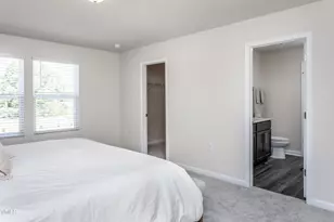 725 Richardson Dr, Sanford, NC 27330 - Photo 12