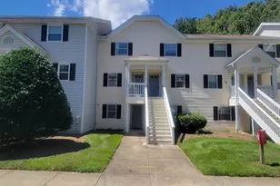 137 Kingsbury Dr, Chapel Hill, NC 27514 - Photo 1