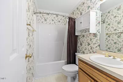 200 Waterford Drive, Clayton, NC 27520 - Photo 20