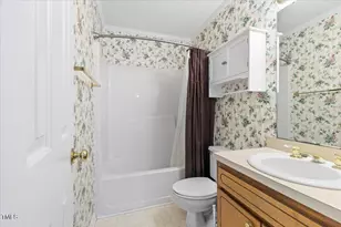 200 Waterford Dr, Clayton, NC 27520 - Photo 20