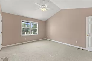 200 Waterford Dr, Clayton, NC 27520 - Photo 32