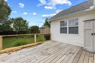 200 Waterford Dr, Clayton, NC 27520 - Photo 36