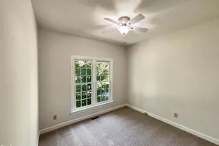 704 Topleaf Ct, Garner, NC 27529 - Photo 12