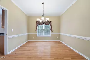 302 Peachtree Point Ct, Cary, NC 27513 - Photo 18