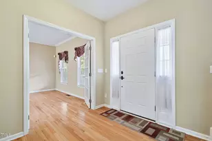 302 Peachtree Point Ct, Cary, NC 27513 - Photo 20
