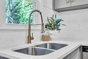 312 Greenwood Dr, Durham, NC 27704 - Photo 6