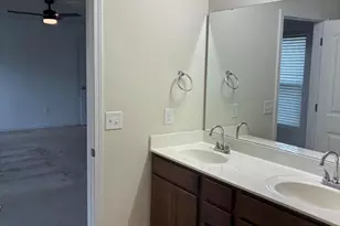 4325 Lyman Ave, Raleigh, NC 27616 - Photo 36