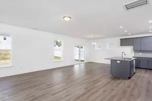 529 Highview Dr, Benson, NC 27504 - Photo 4