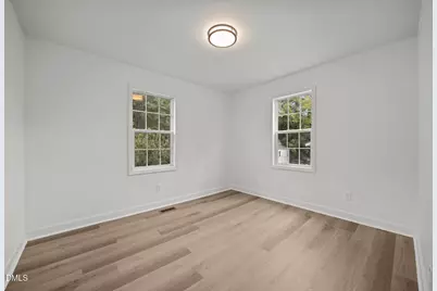 709 E Johnson Street, Dunn, NC 28334 - Photo 22