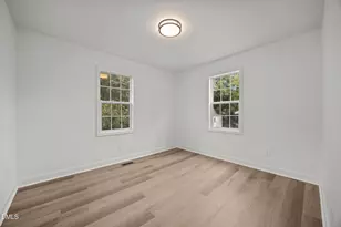 709 E Johnson St, Dunn, NC 28334 - Photo 22