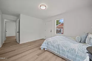 709 E Johnson St, Dunn, NC 28334 - Photo 18