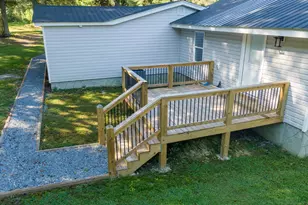 530 Lee St, Bennett, NC 27208 - Photo 8