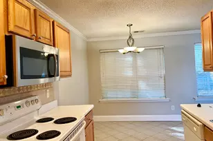 109 Lacombe Ct, Holly Springs, NC 27540 - Photo 8