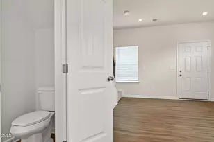 192 Courtside Dr, Dunn, NC 28334 - Photo 10