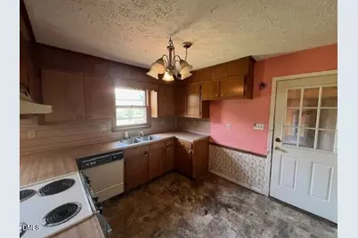 518 Goodman Road, Pelham, NC 27311 - Photo 10