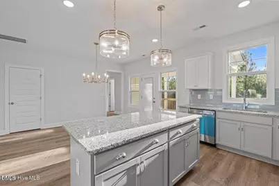 1009 Ivory Lane, West End, NC 27376 - Photo 10