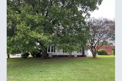 209 E Harnett Street, Dunn, NC 28334 - Photo 22