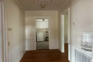 209 E Harnett St, Dunn, NC 28334 - Photo 4