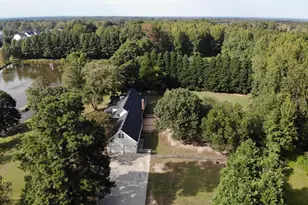 1028 Holt Rd, Apex, NC 27523 - Photo 4