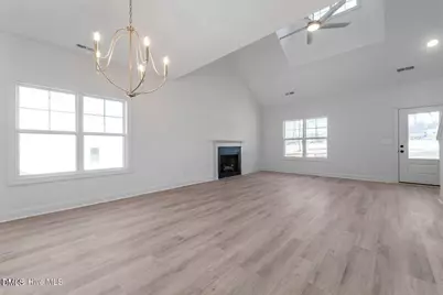 1021 Ivory Lane, West End, NC 27376 - Photo 4