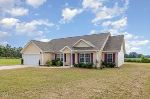 87 Cedar Lake Ln, Clinton, NC 28328 - Photo 2