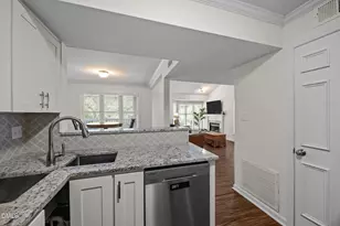 1081 Wirewood Dr, Raleigh, NC 27605 - Photo 14