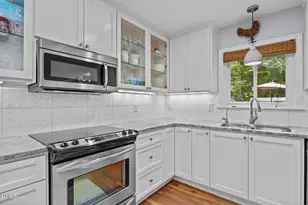 1812 Rolling Rd, Chapel Hill, NC 27514 - Photo 20