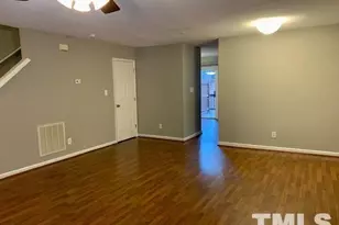 107 Climbing Ivy Ct, Cary, NC 27511 - Photo 2