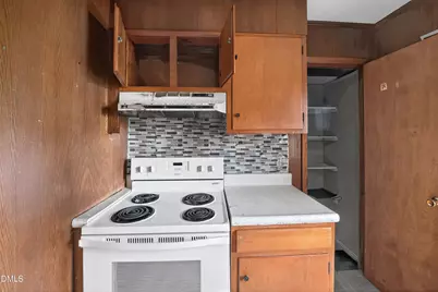 609 Regina Drive, Spring Lake, NC 28390 - Photo 6