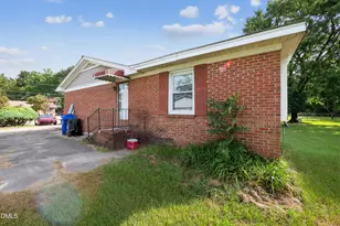 609 Regina Dr, Spring Lake, NC 28390 - Photo 28