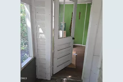 301 W Hill Street, Benson, NC 27504 - Photo 4