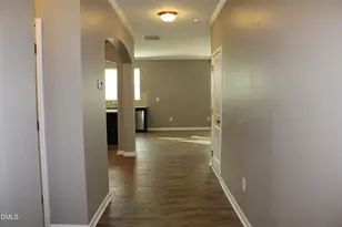 138 Lyonshall St, Fuquay Varina, NC 27526 - Photo 2