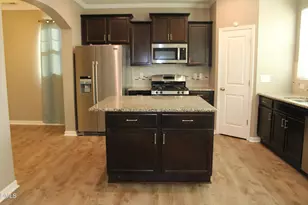 138 Lyonshall St, Fuquay Varina, NC 27526 - Photo 6