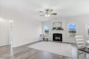 305 Creeks Edge Dr, Pikeville, NC 27863 - Photo 8