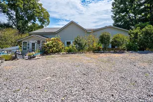 512 W Nash St, Spring Hope, NC 27882 - Photo 18