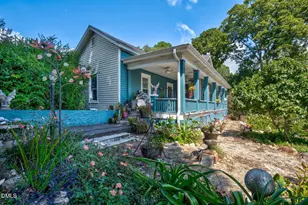 512 W Nash St, Spring Hope, NC 27882 - Photo 1