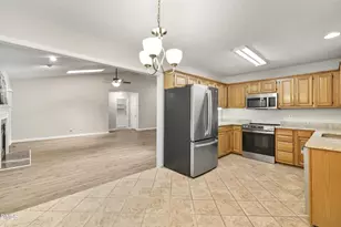 110 Penchant Ct, Cary, NC 27513 - Photo 8