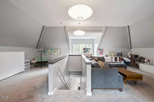 547 Guilford Cir, Raleigh, NC 27608 - Photo 44