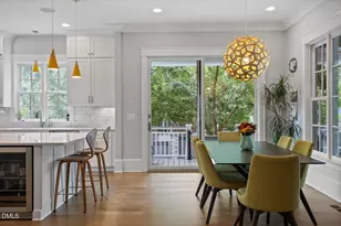 547 Guilford Cir, Raleigh, NC 27608 - Photo 20